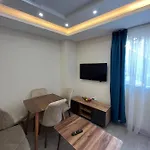 Square Vanilla Boutique 3*