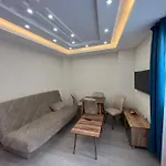 Square Vanilla Boutique