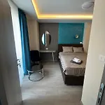 Square Vanilla Boutique 3* Skopje