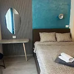 Square Vanilla Boutique Aparthotel Skopje