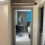 Square Vanilla Boutique Aparthotel 3*