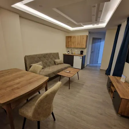 Square Vanilla Boutique 3*