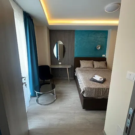Square Vanilla Boutique 3* Skopje