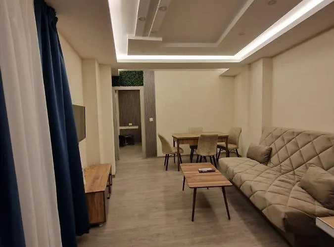 Square Vanilla Boutique מלון דירות