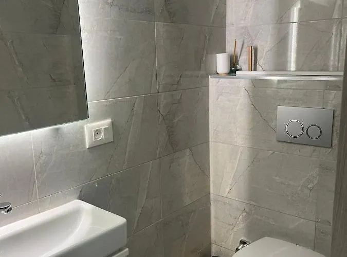 Square Vanilla Boutique 3*