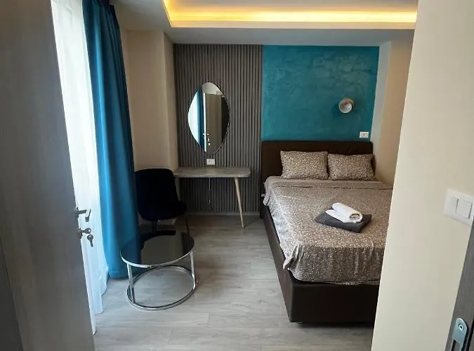 Square Vanilla Boutique 3* Skopje