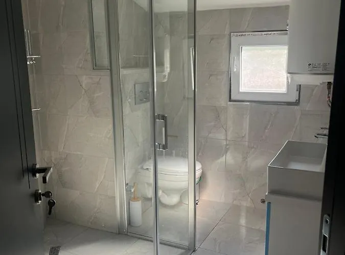 Square Vanilla Boutique 3*