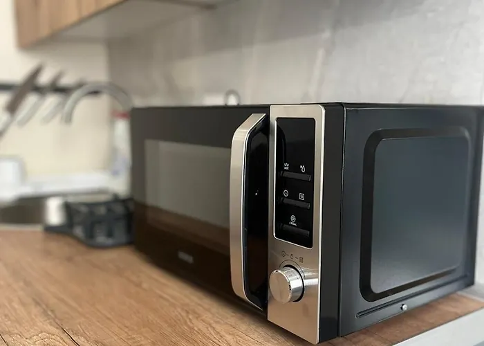 Square Vanilla Boutique