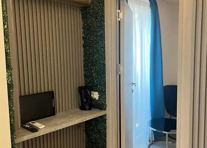 Square Vanilla Boutique Skopje