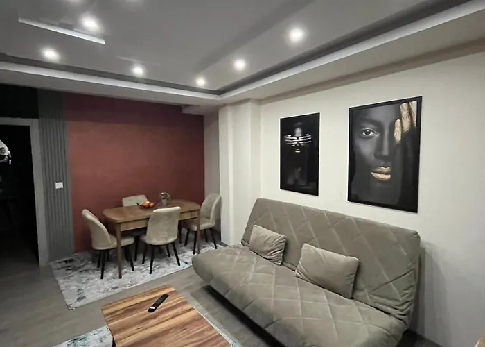 Square Vanilla Boutique